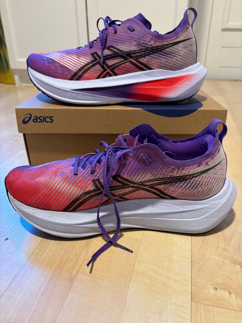 Brugt asics Megablast 2025 bike — billede 2 af 12
