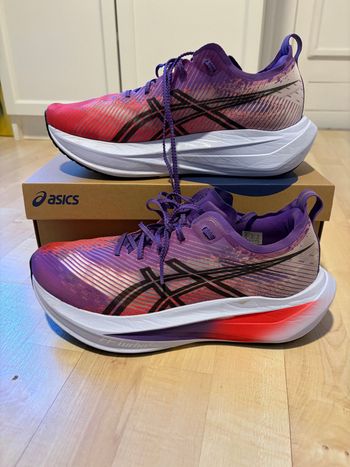Brugt asics Megablast 2025 bike — billede 1 af 12