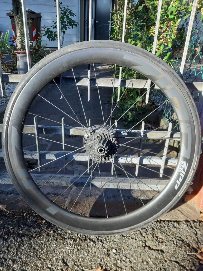 Brugt Zipp zip 303 s anno 2025 2025 bike — billede 5 af 6