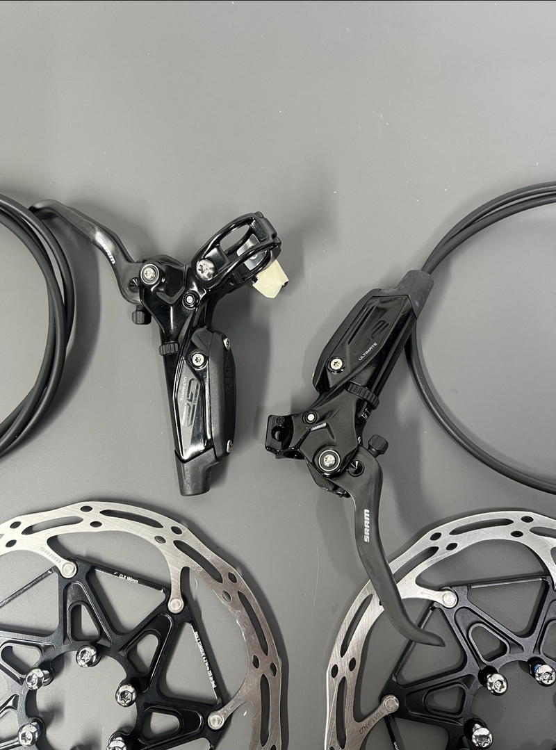 Sram G2 Ultimate Brake Pair with Discs Brakes de segunda mano