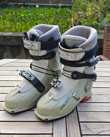 Gebrauchtes Scarpa Spirit 3 Ski Touring Boots 295mm Skiing & Skitouring