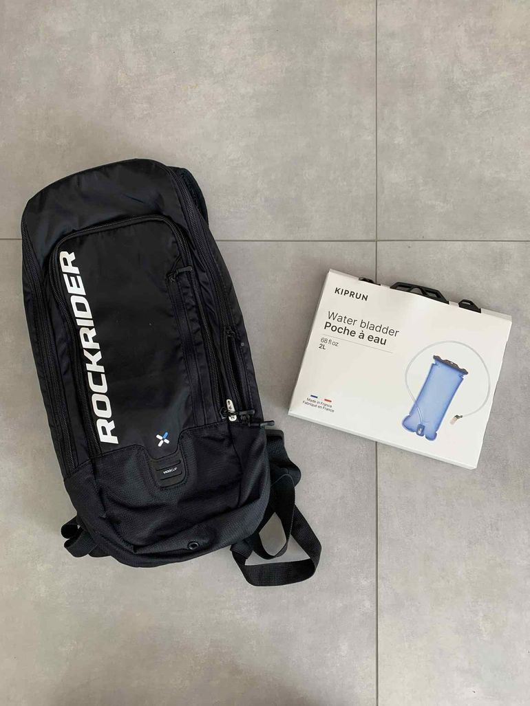 Used Rockrider Hydration Backpack 6L/2L bike — image 1 of 4