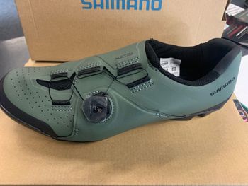 Gebrauchtes Shimano sh- XC300 olive 43 nieuw 2024 Cycling Shoes