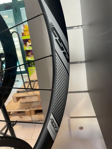 Gebrauchtes FSA AGX i25 Wheelset 29" bike — Bild 5 von 10