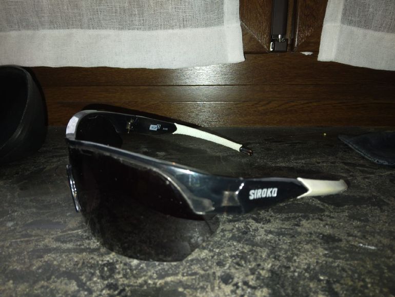 Used Siroko bellissimo occhiale da sole da ciclismo marca  con ricambio di nasello e di bacchette bike — image 3 of 5