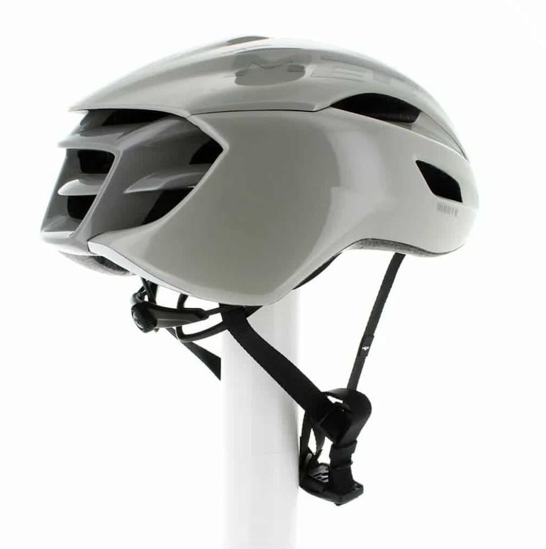 MET Manta MIPS Helmet 2025 bike usato — immagine 9 di 10