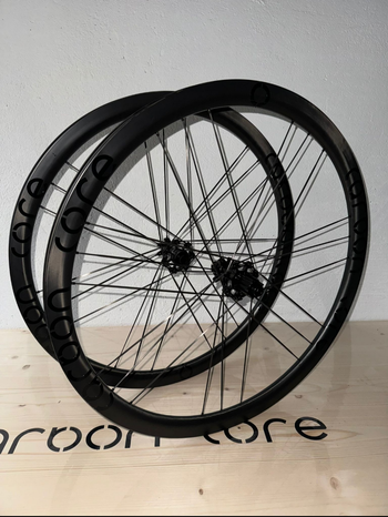 Used Carbon core Carbon Core 38 Disc Wheelset 2024 bike — image 3 of 8