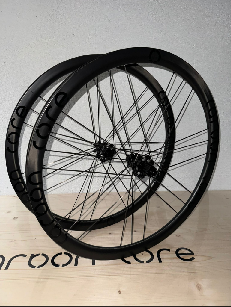 Used Carbon core Carbon Core 38 Disc Wheelset 2024 bike — image 3 of 8