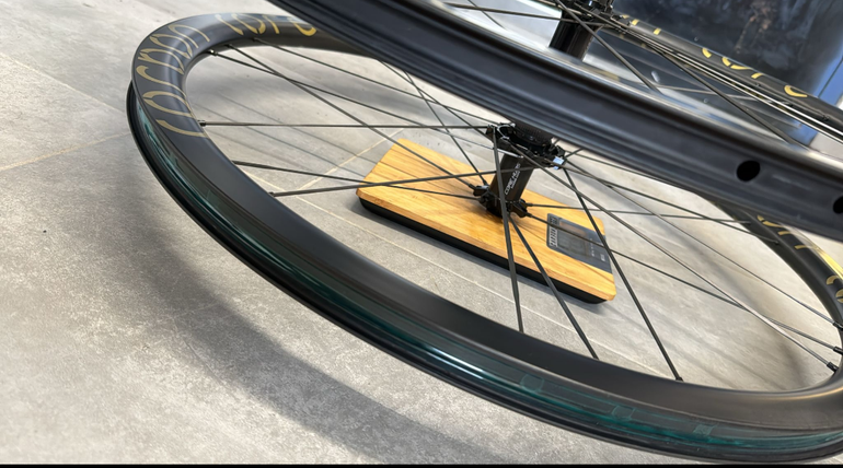 Used Carbon core Carbon Core 38 Disc Wheelset 2024 bike — image 5 of 8