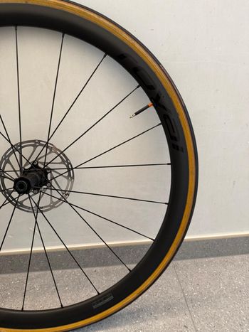 Used Roval alpinist clx II 2023 bike — image 7 of 12