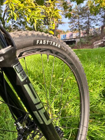 Used Roval control SL carbone 2022 bike — image 2 of 2
