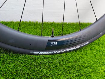 Brugt FFWD Tyro 45 carbon disc 2024 bike — billede 5 af 10