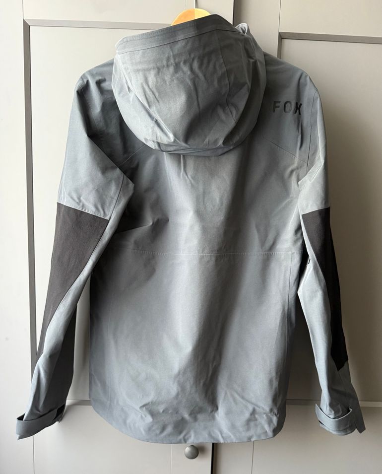 Used Fox Defend 3L Water Jacket 2025 bike — image 2 of 6