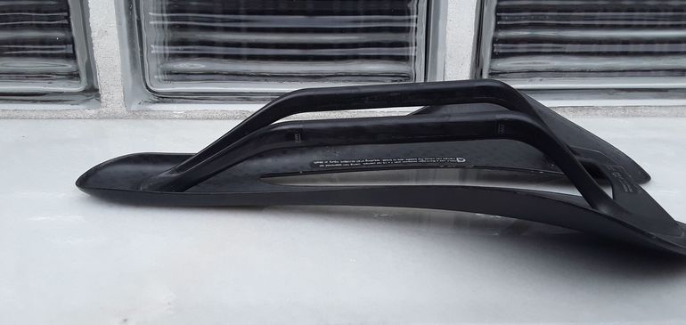 Used Bontrager Bontrager XXX Carbono Saddle bike — image 1 of 4