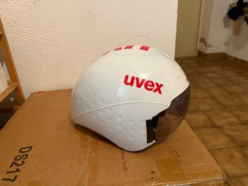 Uvex, Race 8