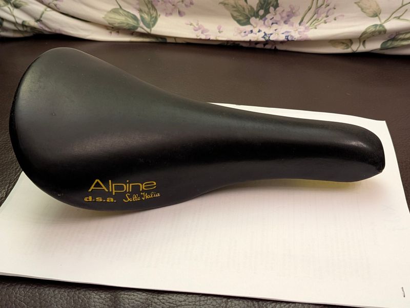 Used Selle Italia Alpine DSA 1990 Saddles & Seatposts