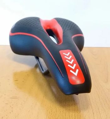 Used BP Bikes Sillín MTB Gel AT007 - Negro/Rojo bike — image 4 of 5