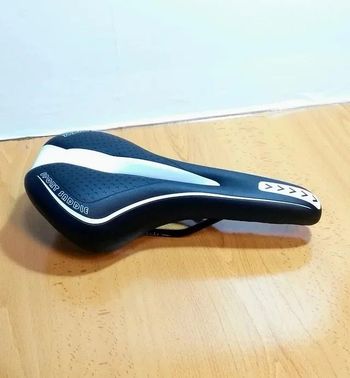 Used BP Bikes Sillín MTB Gel AT007 - Negro/Blanco bike