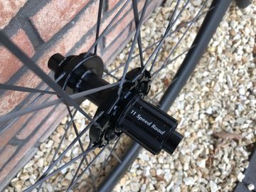 Giant SLR 040 Hookless Wheelset 2024 bike usato — immagine 7 di 8