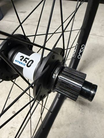 Brugt Oquo Mountain Control MC32TEAM POWER 29" Wheelset 2025 bike — billede 4 af 4