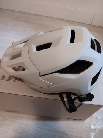 Brugt MET Shelter MIPS Casque VTT 2025 bike — billede 4 af 6