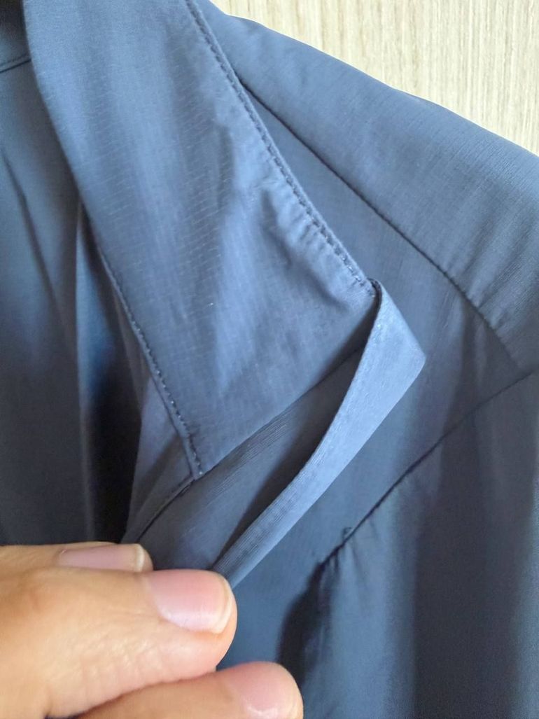 Used MAAP Flow Jacket 2025 bike — image 8 of 8