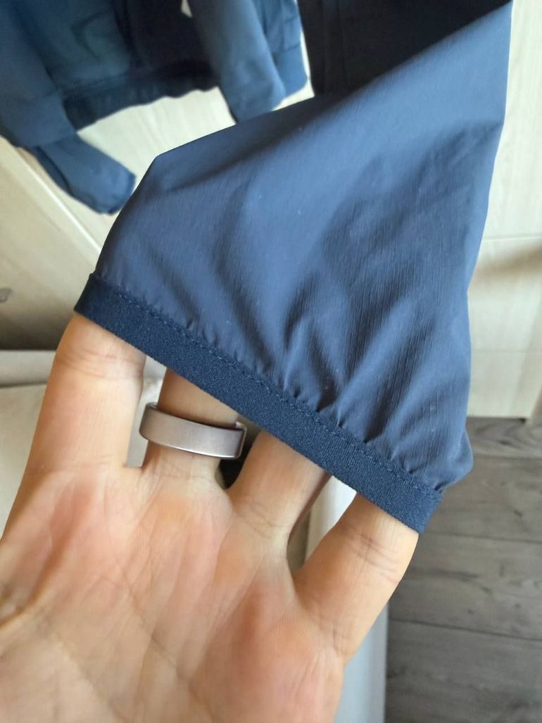 Used MAAP Flow Jacket 2025 bike — image 7 of 8