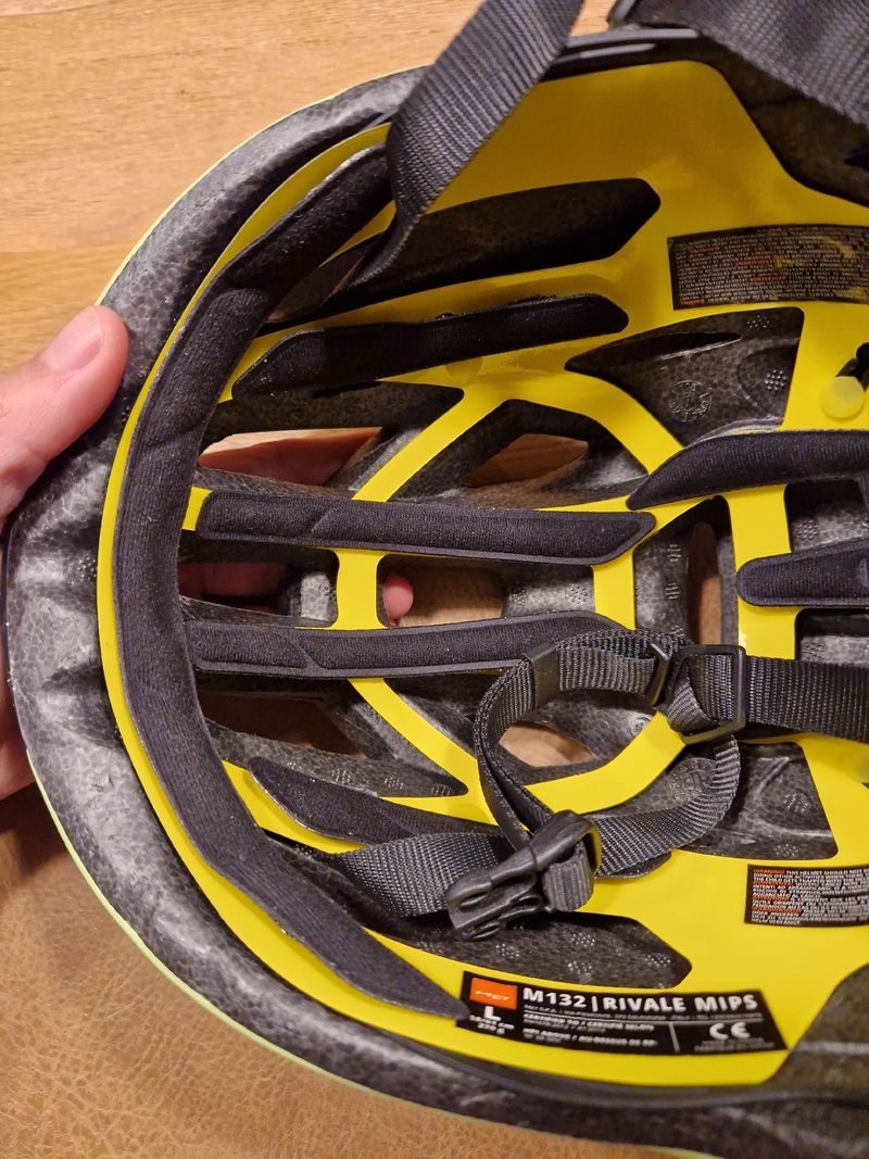 Tweedehands MET Rivale Mips Größe L 2021 bike — afbeelding 3 van 4