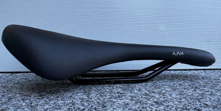 Used Bontrager AJNA bike — image 2 of 2