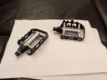 Used Shimano Pedali 1990 bike — image 4 of 4