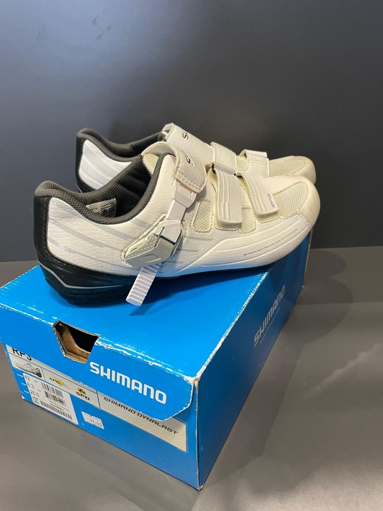 Used Shimano RP3 Cycling Shoe White 42 2022 bike — image 1 of 4