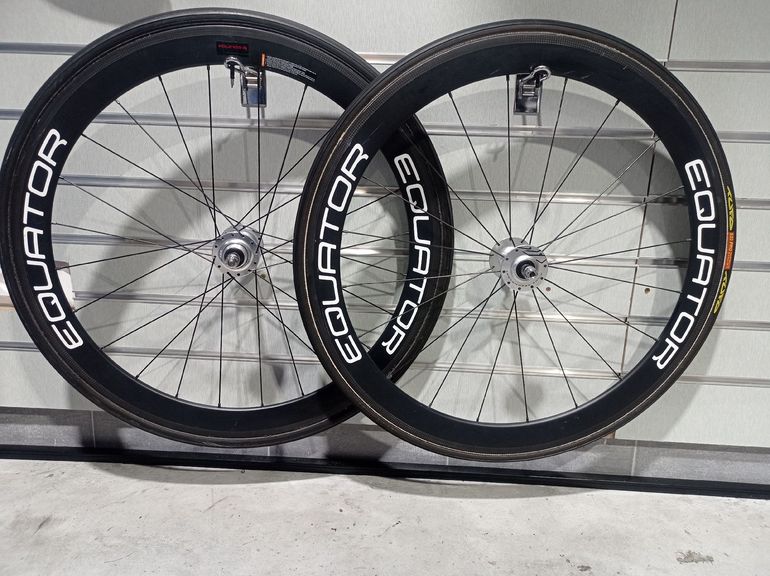 Used Eguator Carbon track wheel  50 2020 bike — image 1 of 4