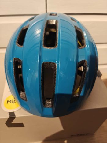 MET Miles MIPS Helmet 2024 bike usato — immagine 3 di 4
