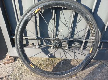 Brugt Mavic Cosmic Ultimate 40 Disc Wheelset 2017 bike — billede 2 af 5