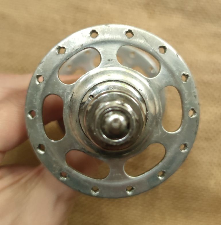 Used Campagnolo Record 1036 Pista Hubset high flange 28h 1975 bike — image 6 of 6