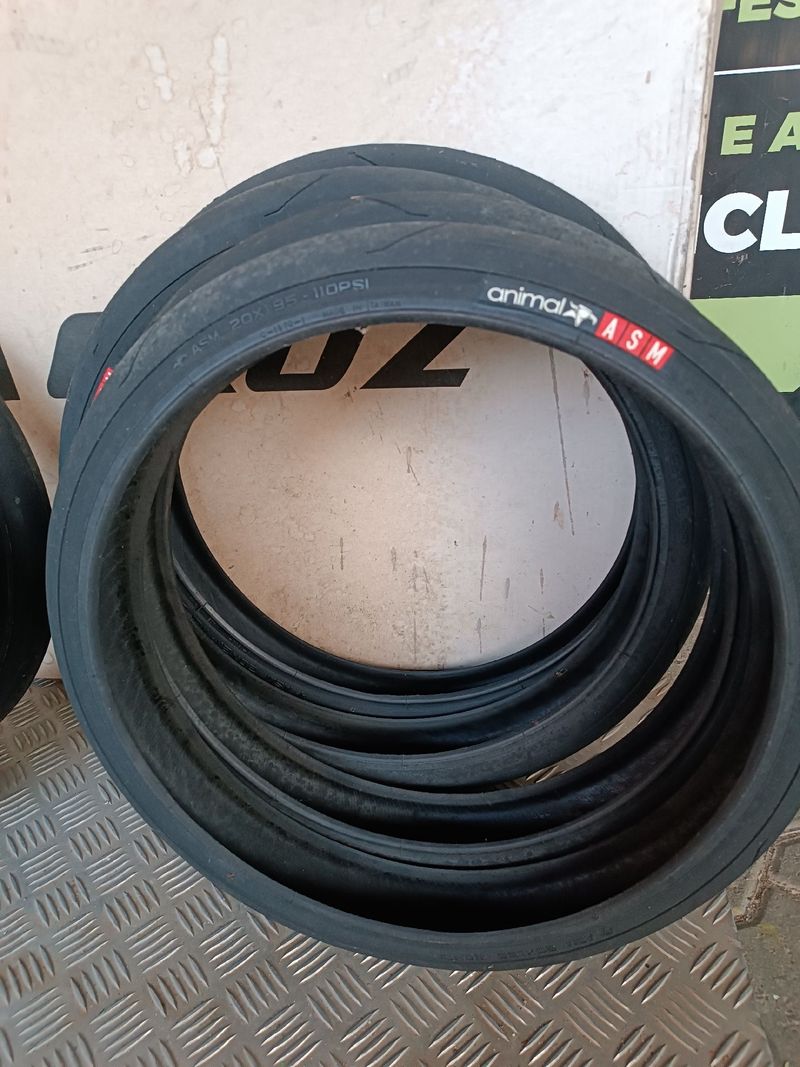 Gebrauchtes Animal ASM 20"x 1.95 2024 Tyres & Tubes