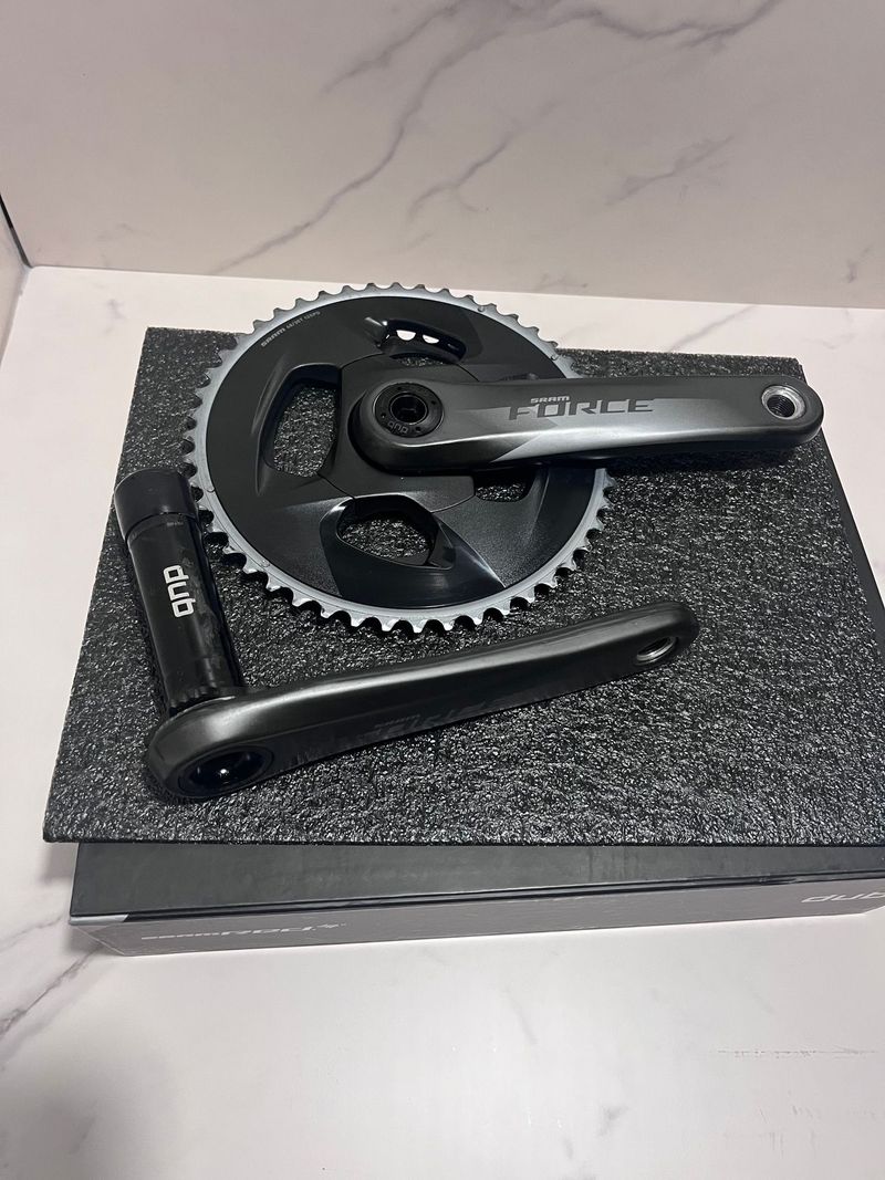 Używany Sram Guarnitura Force 12v 2023 Drivetrain & Pedals