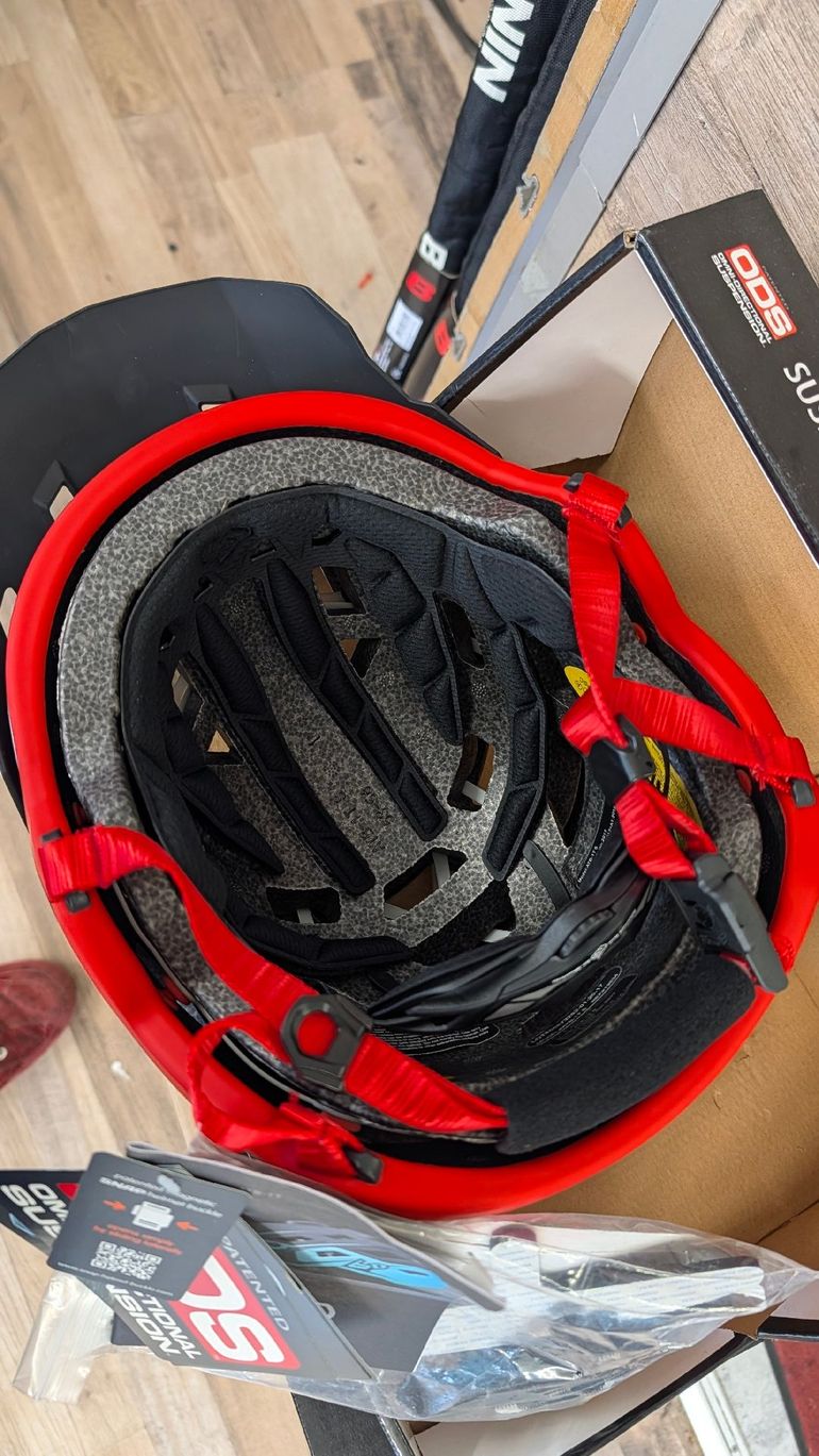 Used 6d helmets Casco  ATB 1t 2024 bike — image 4 of 5
