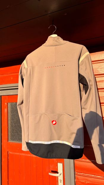 Brugt Castelli Perfetto Ros 2 Jacket 2024 bike — billede 4 af 5