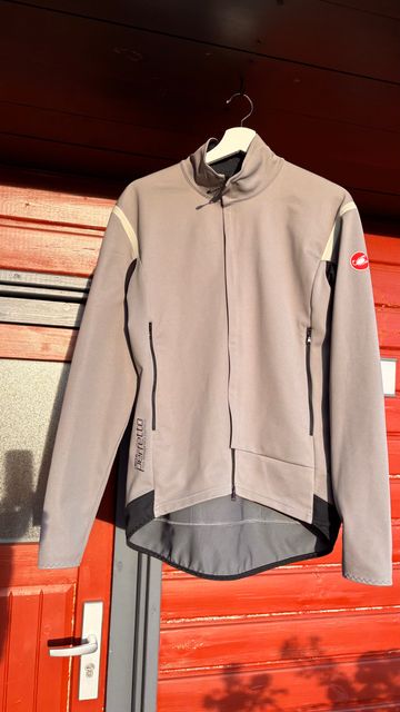 Castelli Perfetto Ros 2 Jacket 2024 bike d'occasion — image 2 sur 5