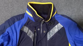 Brugt Spyder Snowboard Sci Snow WhinterJacket Size S 2023 bike — billede 6 af 7