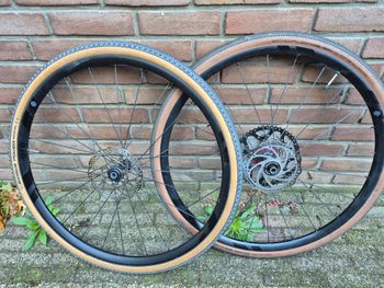 Used Ere Research Tenaci GR20 Alloy Gravel Wheelset Wheels