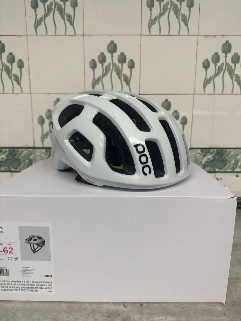 Used POC Octal x MIPS 2025 bike — image 2 of 2