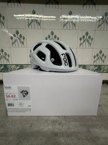 Used POC Octal x MIPS 2025 bike — image 1 of 2