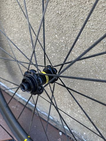 Used Mavic Ksyrium Pro Carbon SL UST bike — image 2 of 11