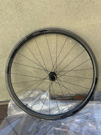 Used HED. Emporia GC3 Performance bike — image 10 of 12