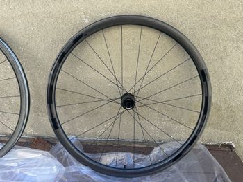 Used HED. Emporia GC3 Performance bike — image 7 of 12