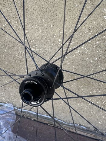 Used HED. Emporia GC3 Performance bike — image 4 of 12