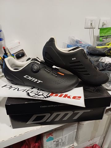 Używany Dmt SCARPE BDC D5 black 44 - M001018D5-A-R1-0004-44 2023 Cycling Shoes