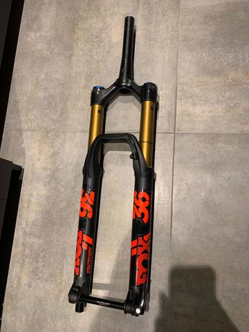 Fox Factory 36 Grip2 160mm Fork d'occasion